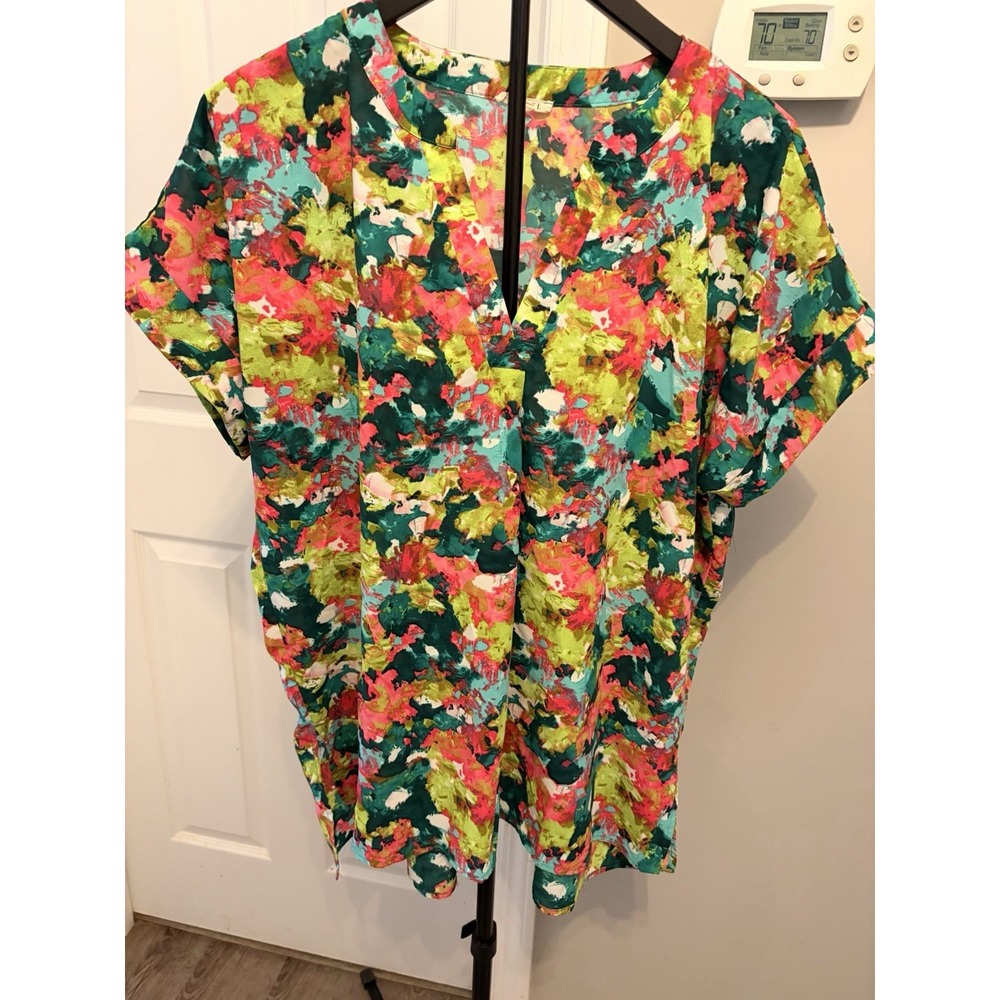 Jodifl Vantage Point V Neck Blouse Vibrant Multi Color Abstract Med Relaxed Fit